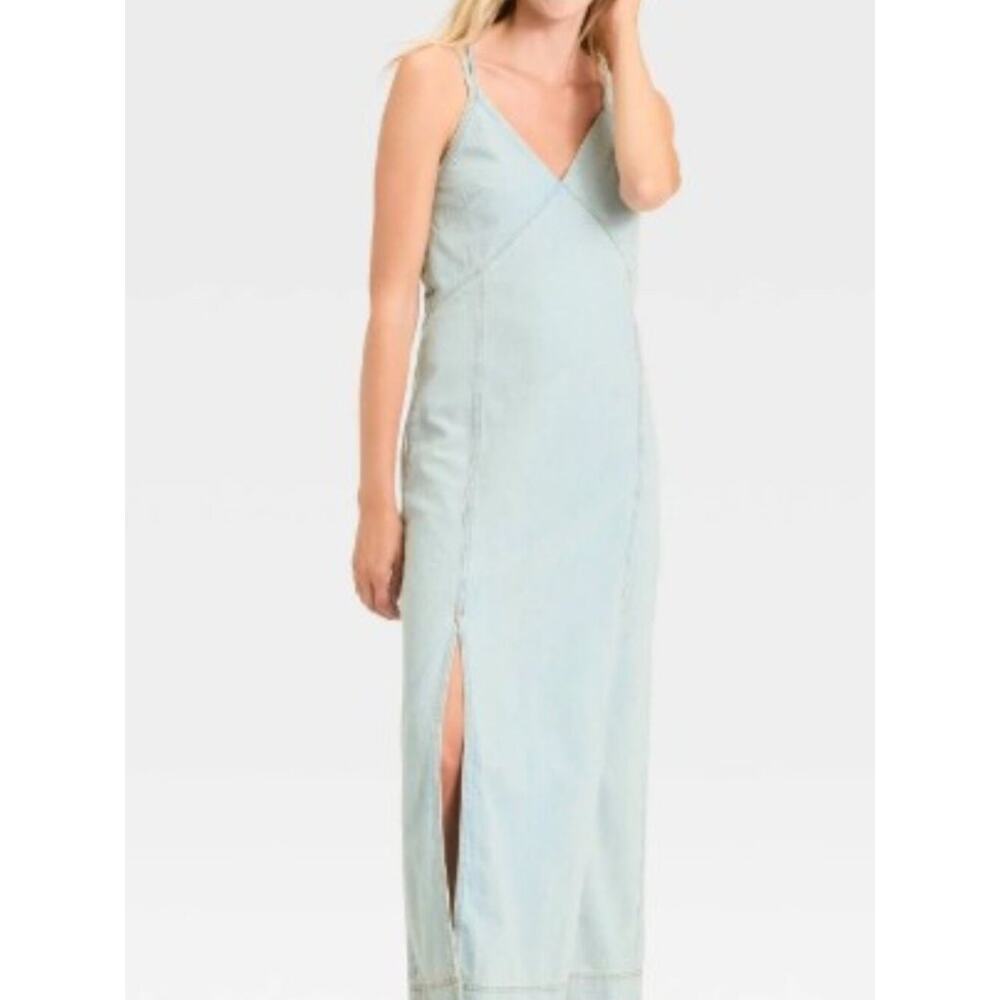 Universal Thread Light Blue Denim Maxi Dress Size Medium